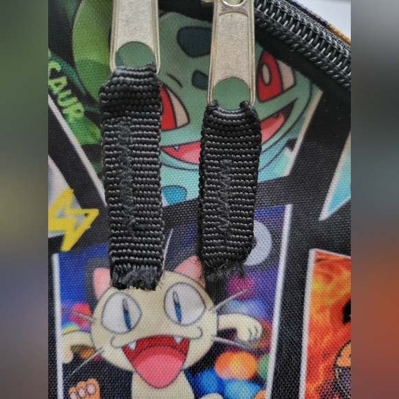 Pokemon All-Over Print Backpack 16" Canvas w/ Lower Pocket + 2 Side Pockets - Picture 12 of 16
